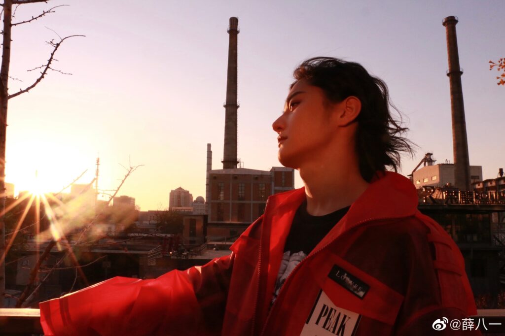 20201109-4 XueBayi 薛八一-一 微博