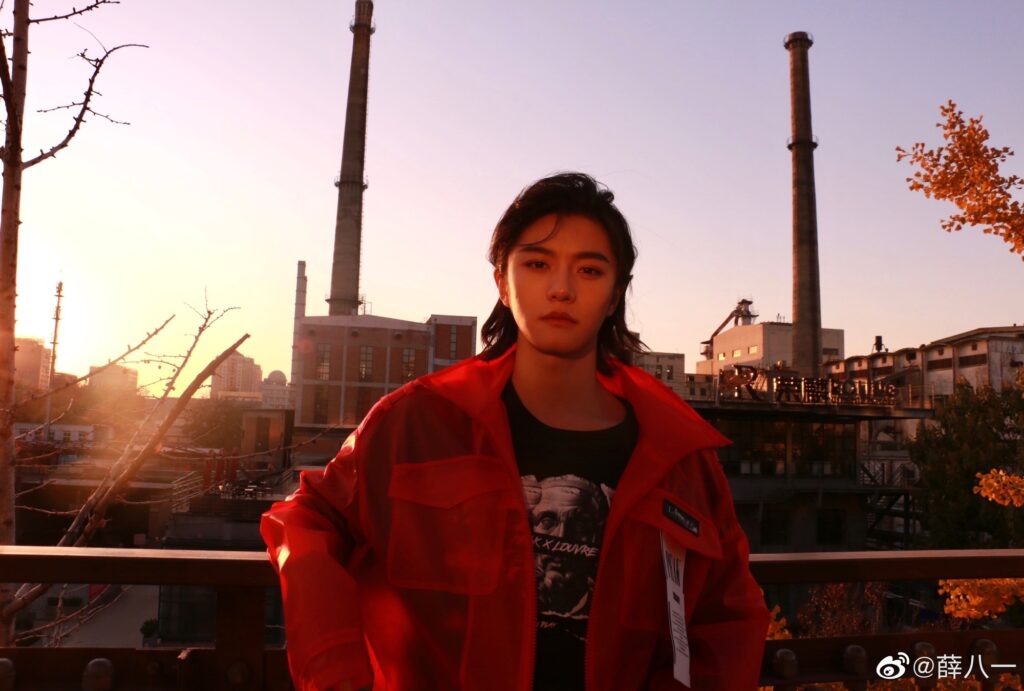 20201109-9 XueBayi 薛八一-一 微博