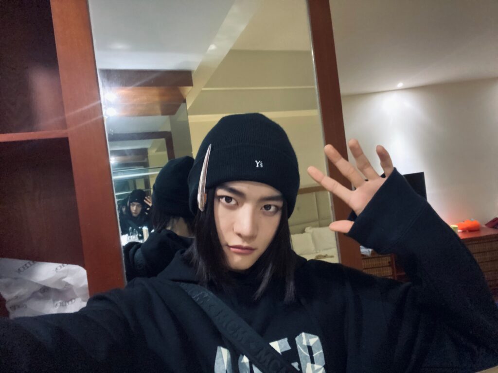 20201230-1 XueBayi 薛八一-一 微博