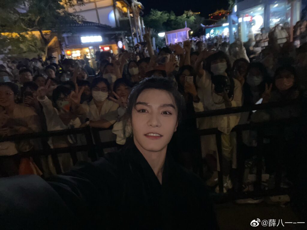 20211005_2-7 XueBayi 薛八一-一 微博