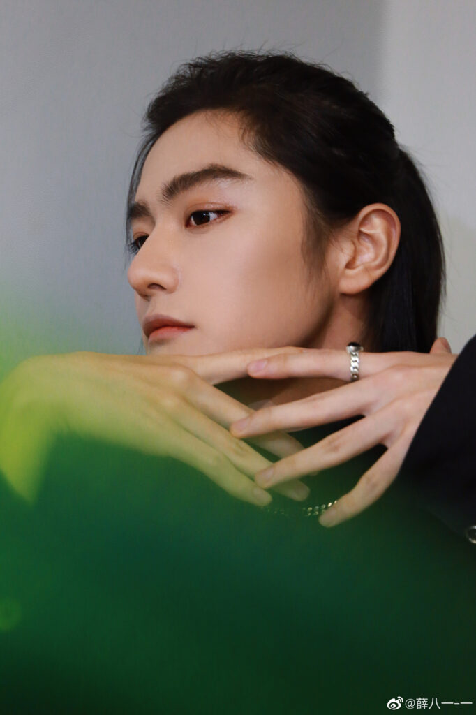 20211023-3 XueBayi 薛八一-一 微博