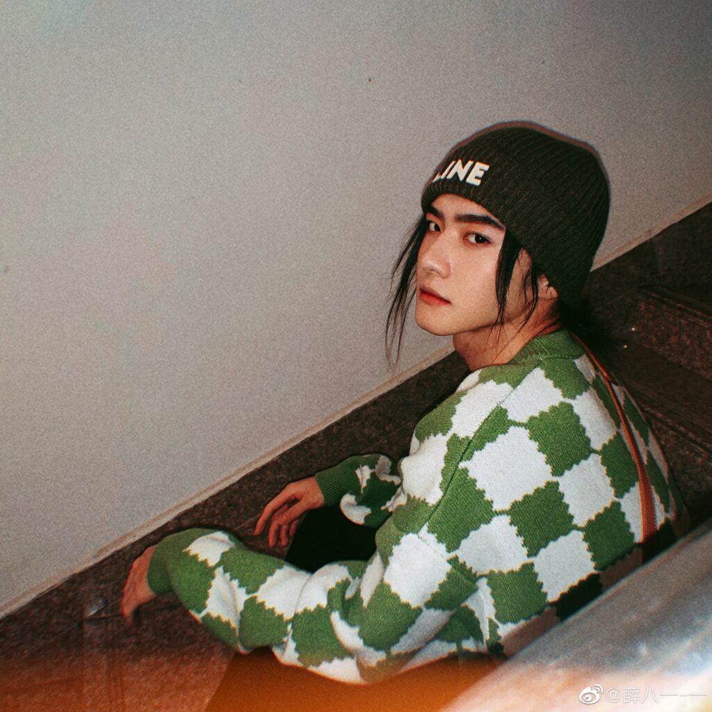 20211031-7 XueBayi 薛八一-一 微博