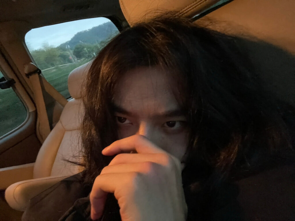 20211106-3 XueBayi 薛八一-一 微博