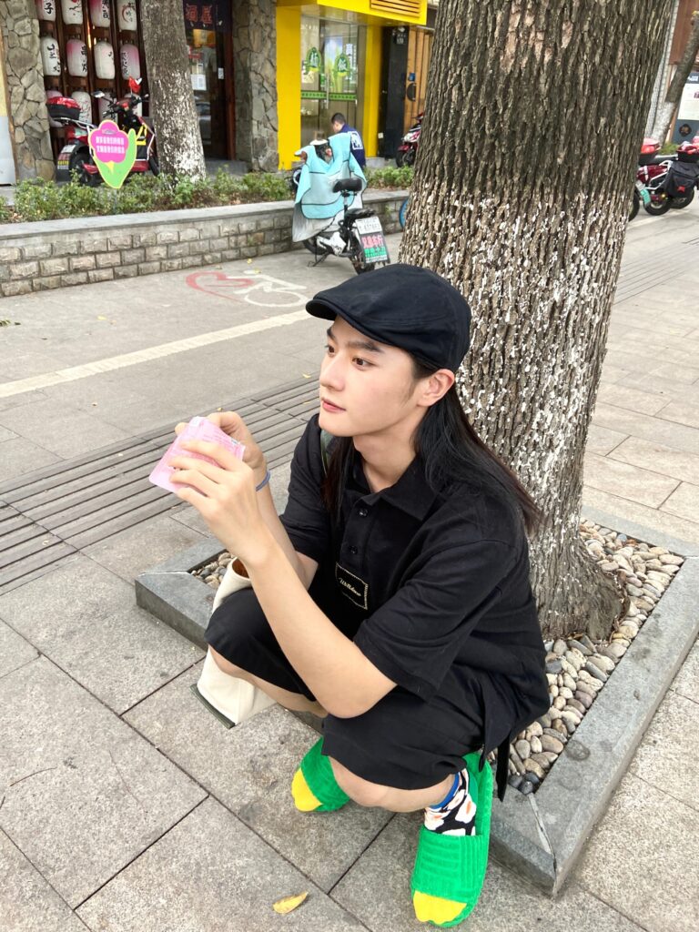 20210926-2 XueBayi 薛八一-一 微博