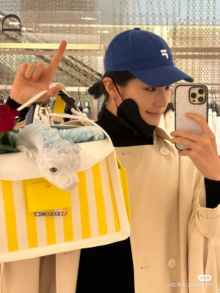 20230331-5 XueBayi 薛八一 小红书