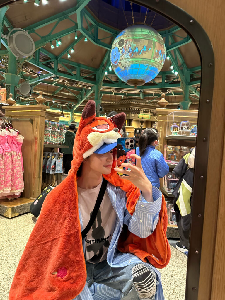 20230401-5 XueBayi 薛八一-一 微博