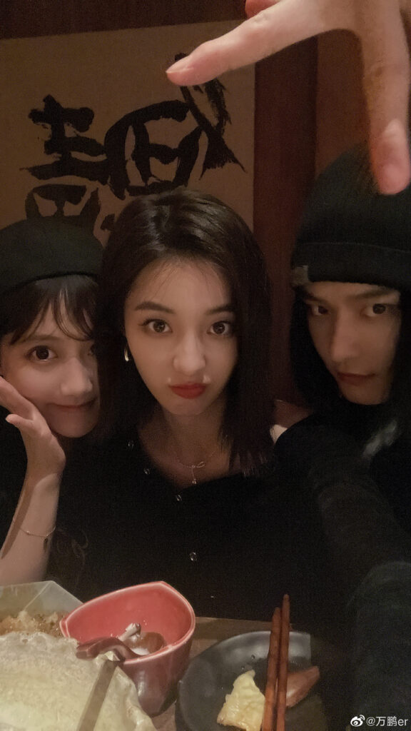 20230402-5 WanPeng 万鹏er 微博