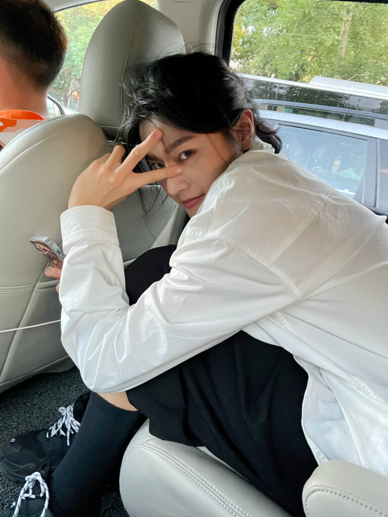 20210518-5 XueBayi 薛八一-一 微博