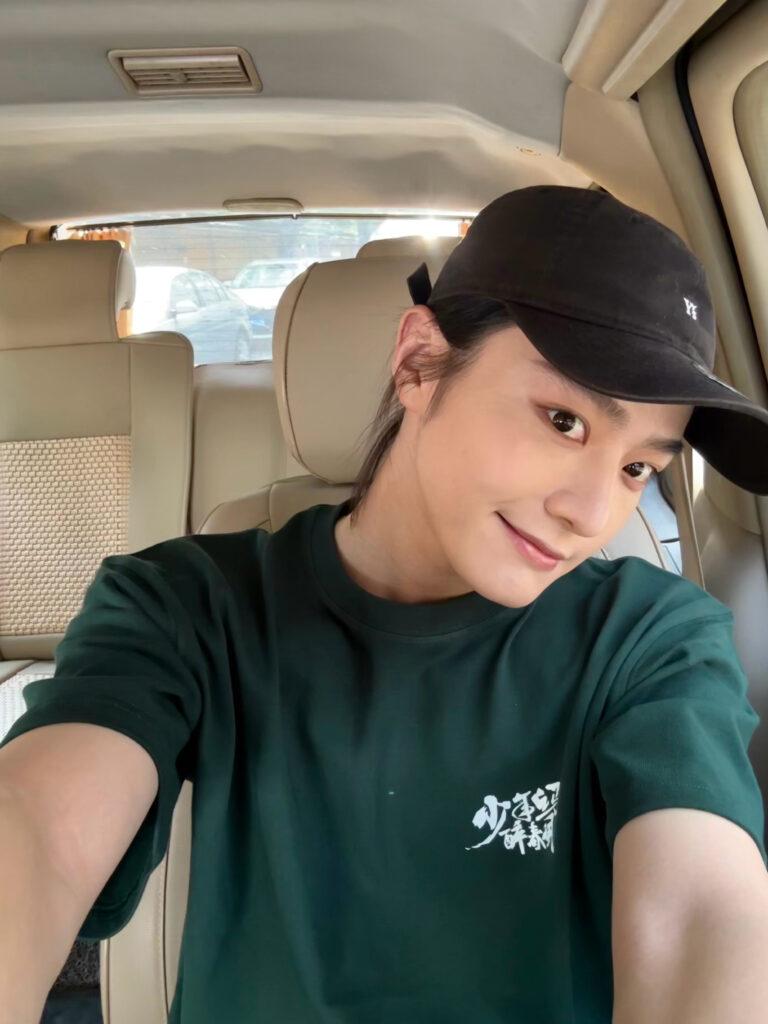 20230516-4 XueBayi 薛八一丶 微博