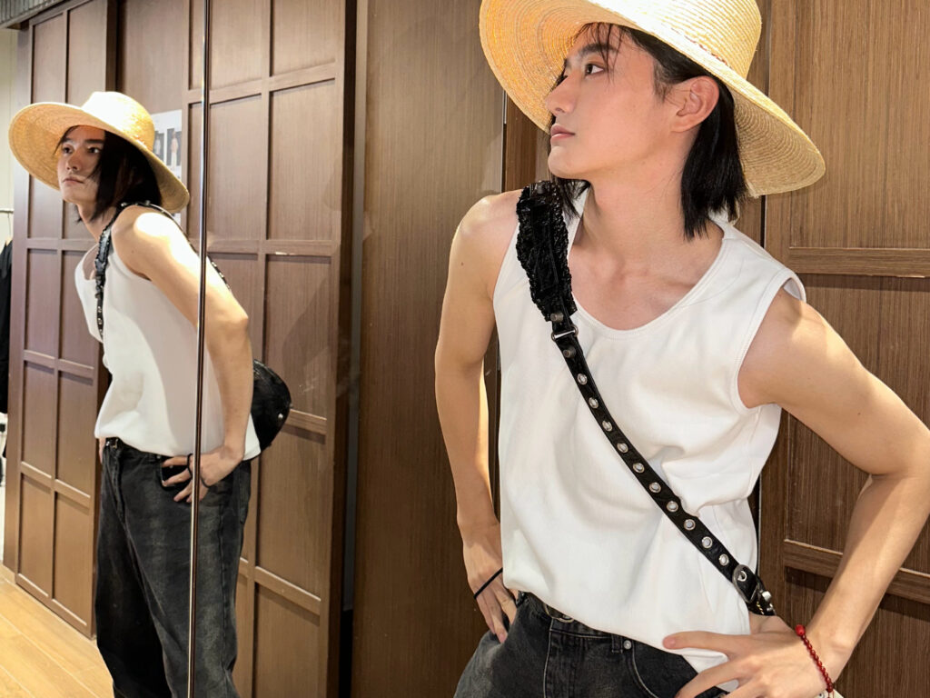 20230903-1 XueBayi 薛八一丶 微博