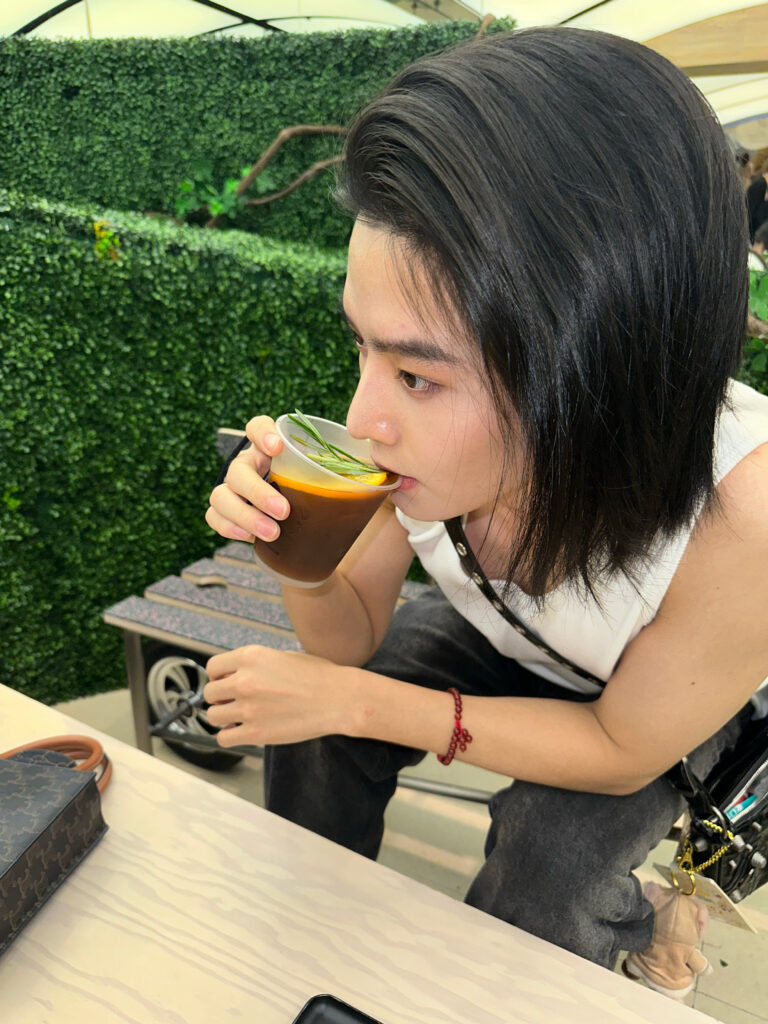 20230903-18 XueBayi 薛八一丶 微博